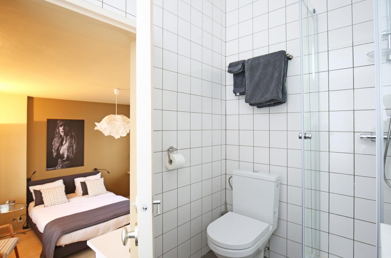 Canal Studio Apartment Amsterdam Bagian luar foto